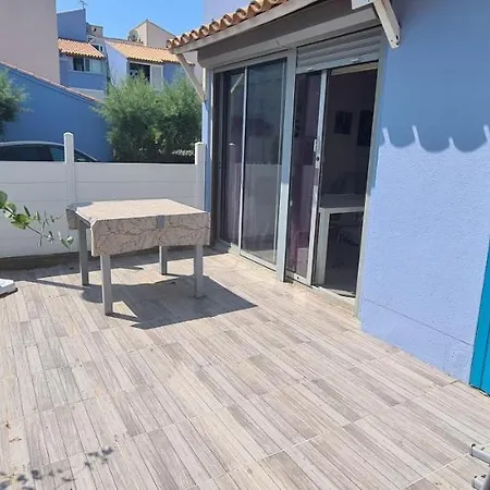 Maison Bleue - Balcons De La Mediterranee شقة ناربون