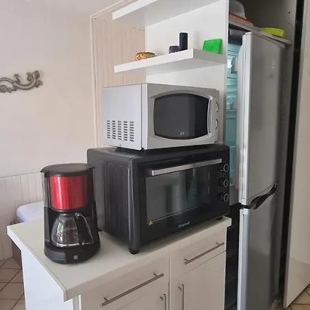 Maison Bleue - Balcons De La Mediterranee アパート ナルボンヌ